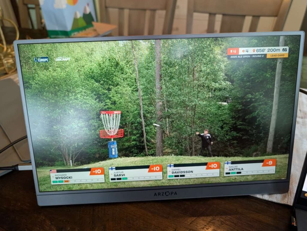 ARZOPA Z1FC Gray 16.1'' 144Hz Portable Gaming Monitor review