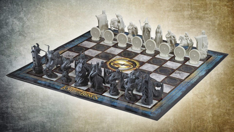 This Lord of the Rings Chess Set Is the Gift You Didn't Know You Needed