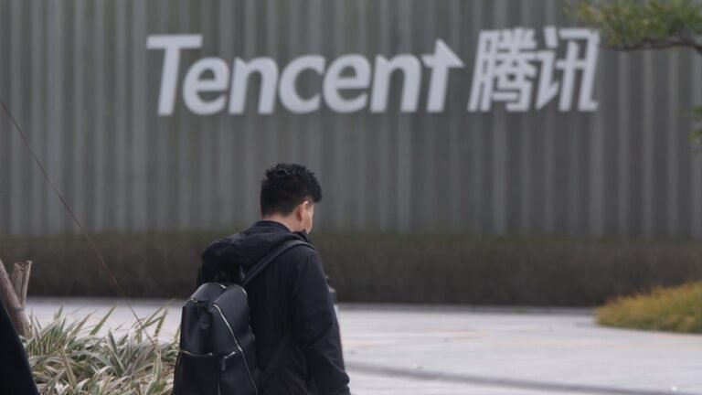 Trump Administration Debating Allowing Chinese Company Tencent to Keep Its Stakes in U.S. Gaming Companies Such as Fortnite Maker Epic and League Dev Riot