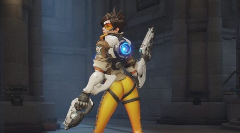 Overwatch's Former Boss Confirms There Was Never a Tracer Butt Nerf