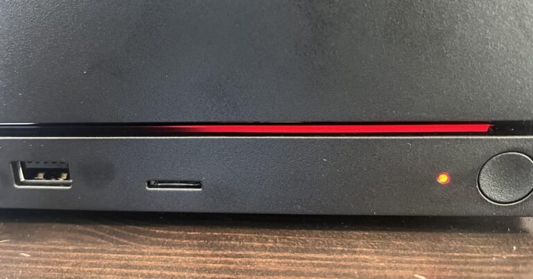 "If anyone encounters the same error, don't panic like I did" - Steam Machine suffering "red line of death" comes back to life