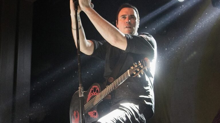 Breaking Benjamin Frontman Stops His Own Concert to Rant About His Feud With a Fallout 4 Modder