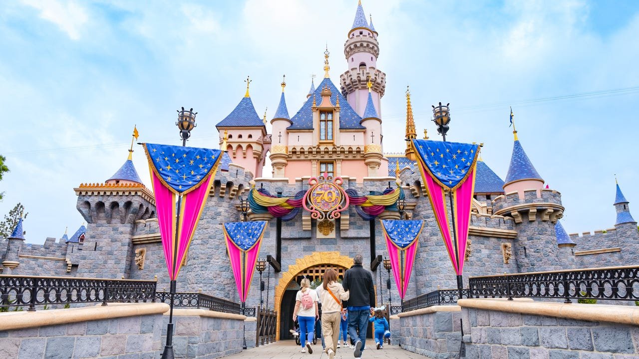 Disney Inks Deal With Planet Coaster Maker, Opening Doors to a Disneyland Park Game
